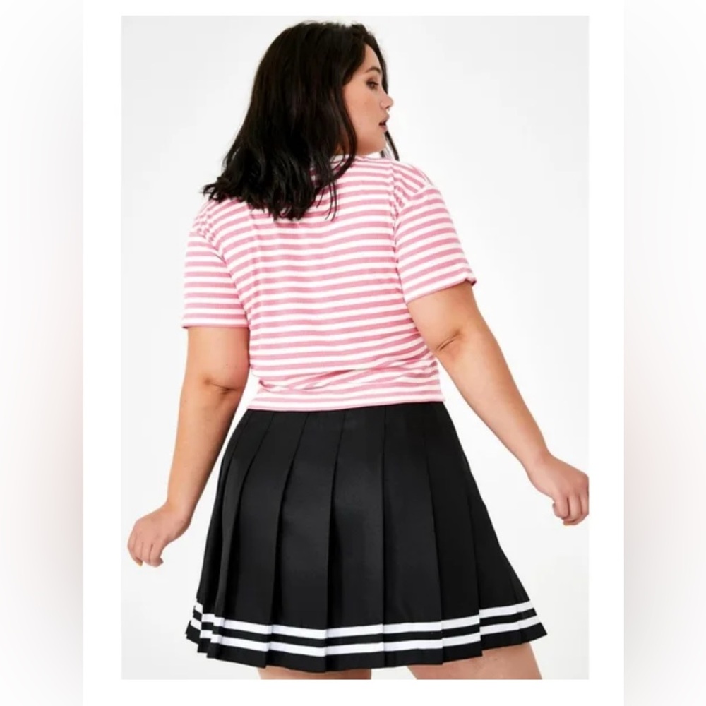 Pleated Skirt Dolls Kill Delia’s Harajuku Cheerleader Cheer 🖤 - Picture 7 of 8